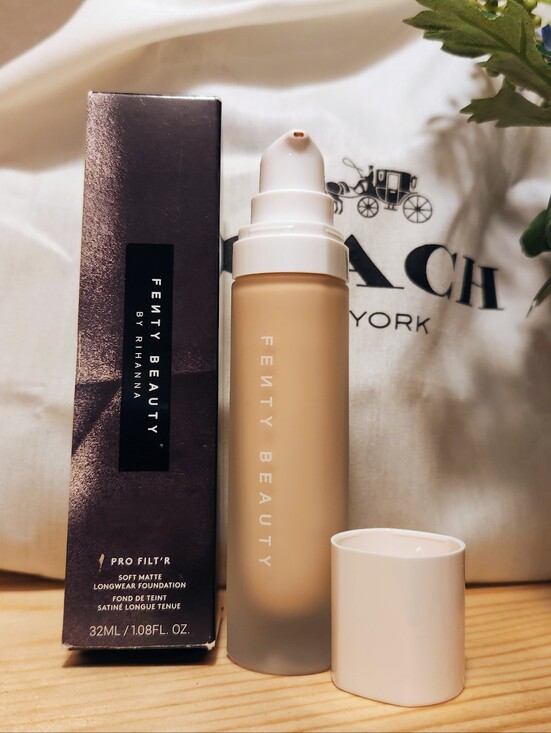 Fenty Beauty Other - Fenty Pro Filt'r Foundation 175